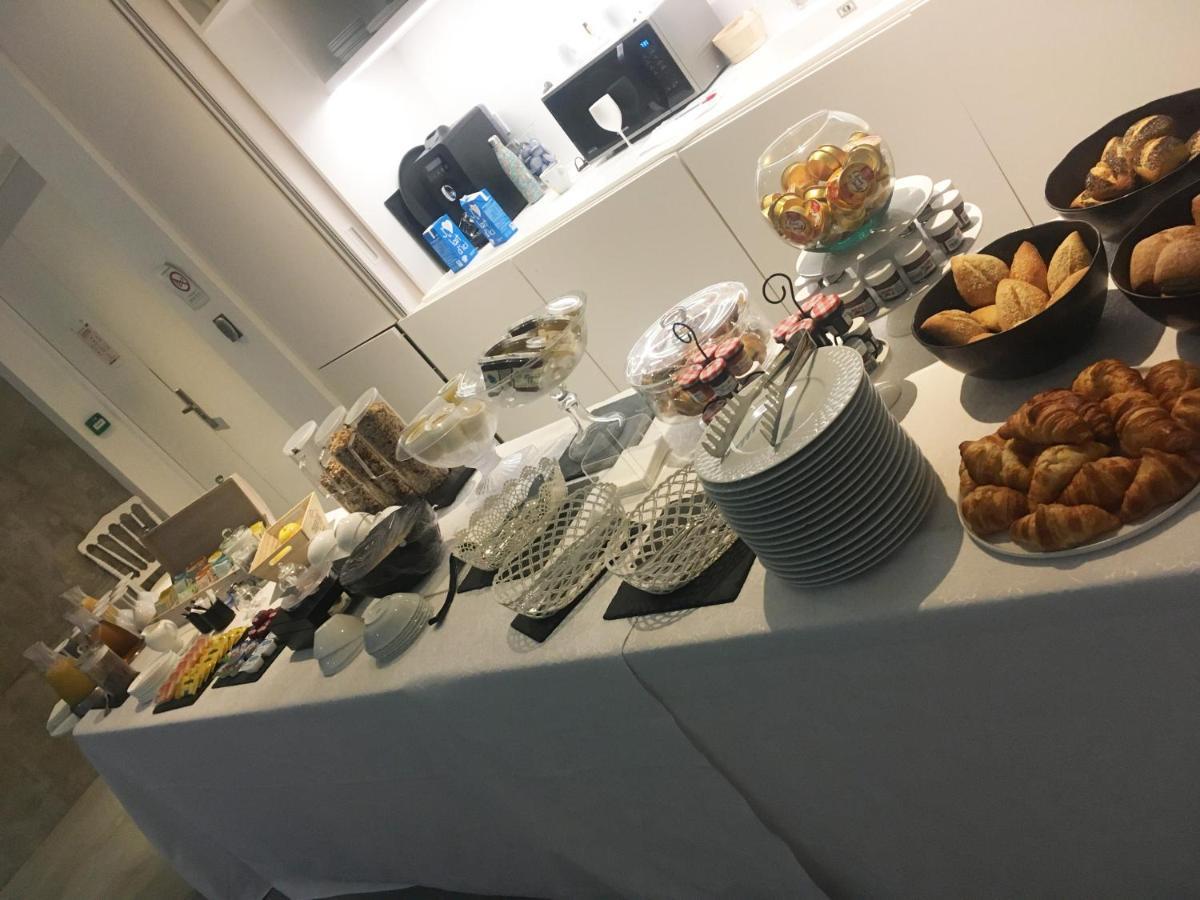 Le B Complexe Hotel Lozanne Экстерьер фото