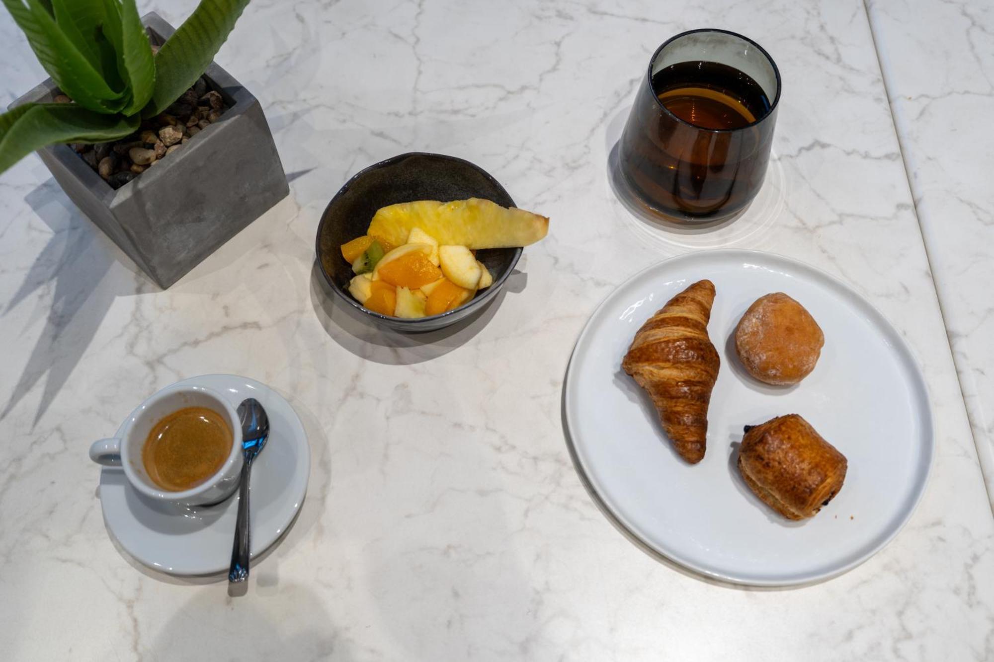 Le B Complexe Hotel Lozanne Экстерьер фото